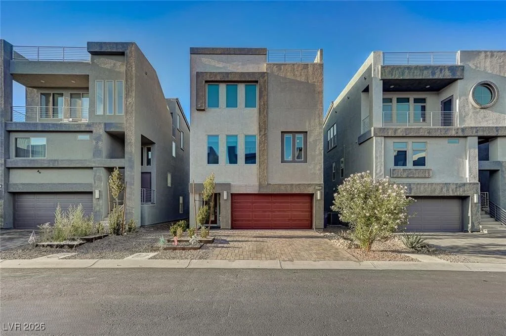 8054 Misty Canyon, Las Vegas, NV 89113