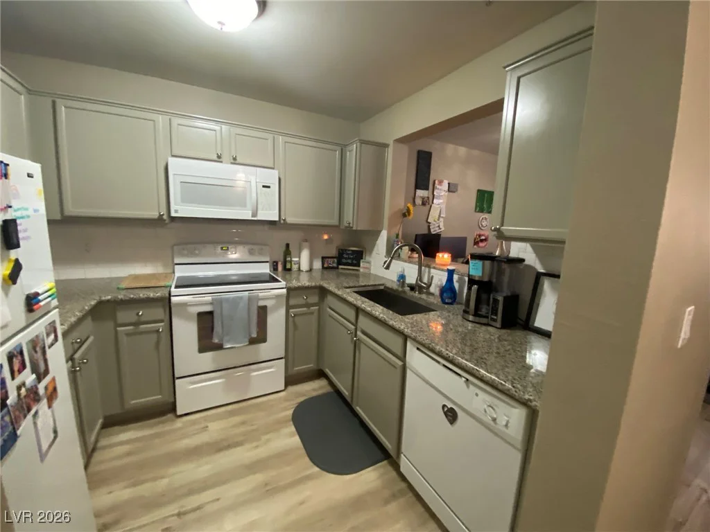 7720 SECRET SHORE, Las Vegas, NV 89128