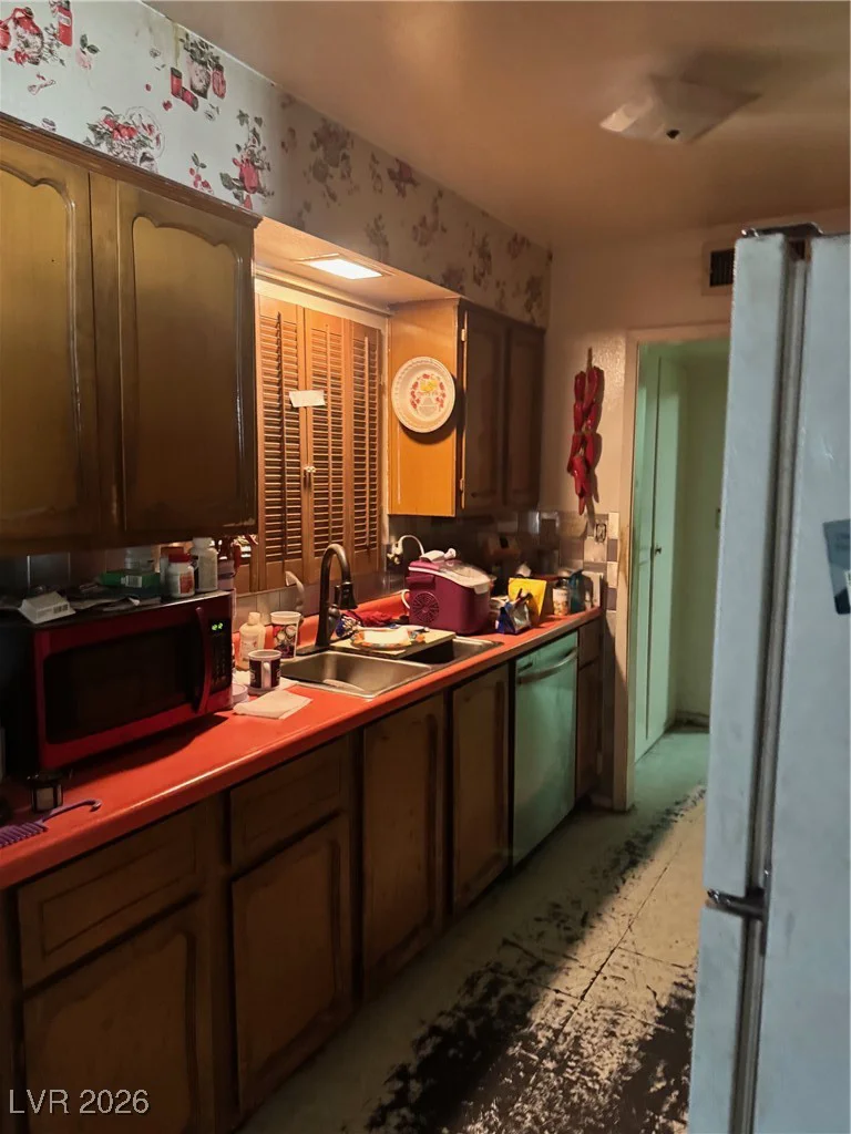 3200 Silver Saddle, Las Vegas, NV 89169
