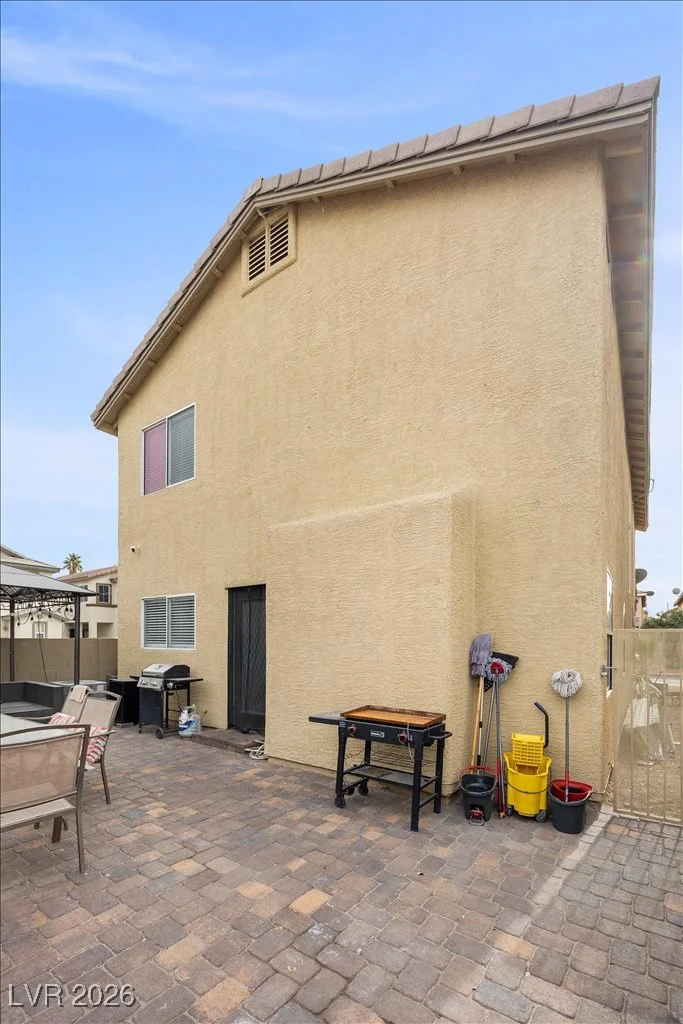 4144 Wheatleigh, Las Vegas, NV 89115