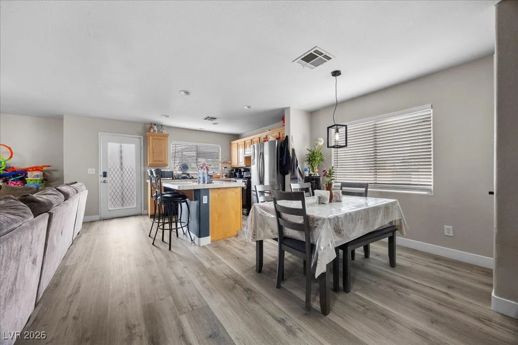 4144 Wheatleigh, Las Vegas, NV 89115