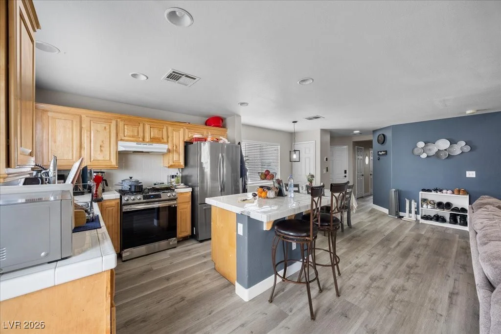 4144 Wheatleigh, Las Vegas, NV 89115