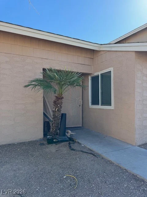 5116 Gray, Las Vegas, NV 89119