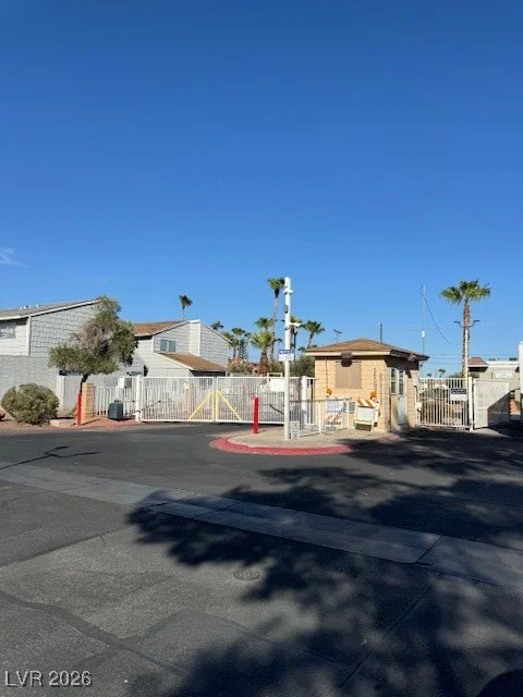 5116 Gray, Las Vegas, NV 89119