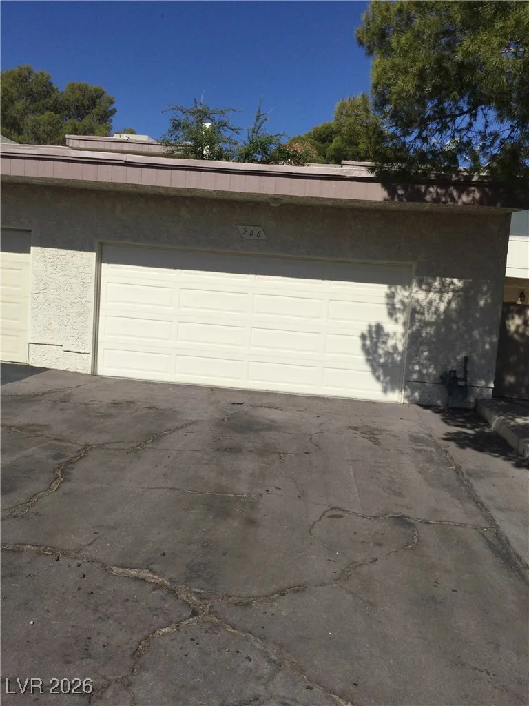 566 Jane, Henderson, NV 89015