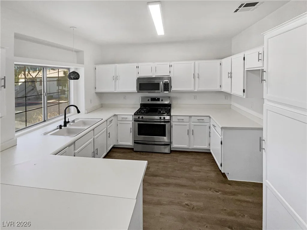 6701 Squaw Mountain, Las Vegas, NV 89130