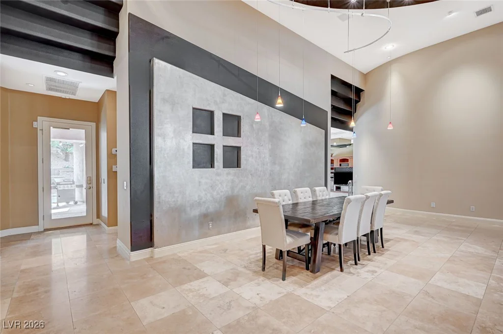 9713 Highridge, Las Vegas, NV 89134