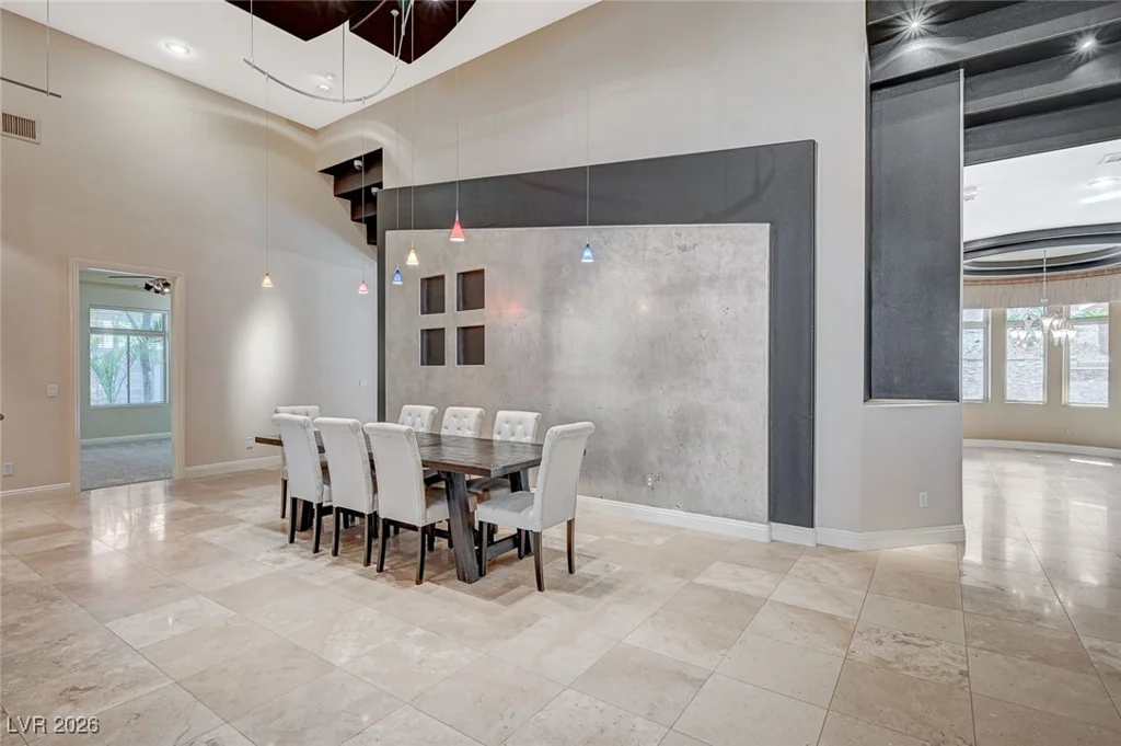 9713 Highridge, Las Vegas, NV 89134