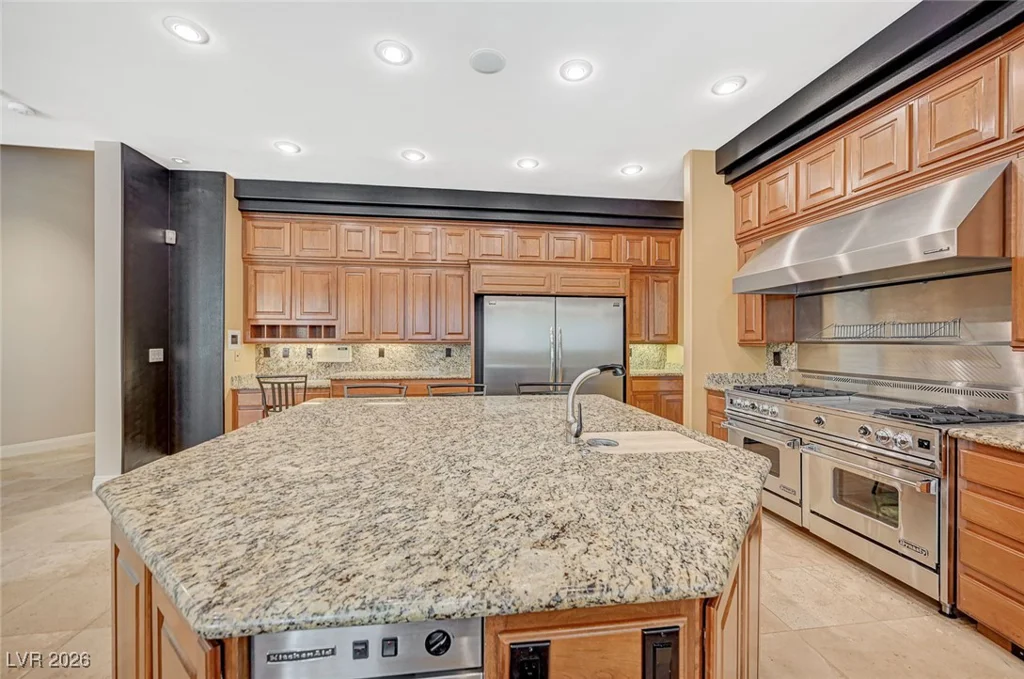 9713 Highridge, Las Vegas, NV 89134