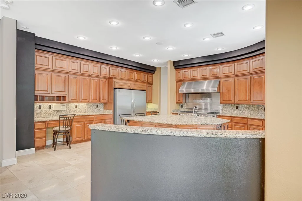 9713 Highridge, Las Vegas, NV 89134