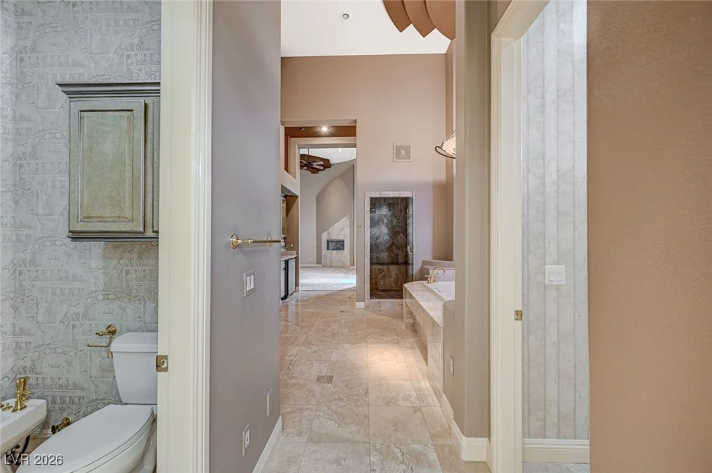 9713 Highridge, Las Vegas, NV 89134