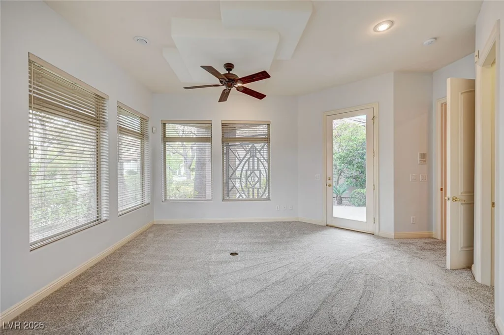 9713 Highridge, Las Vegas, NV 89134