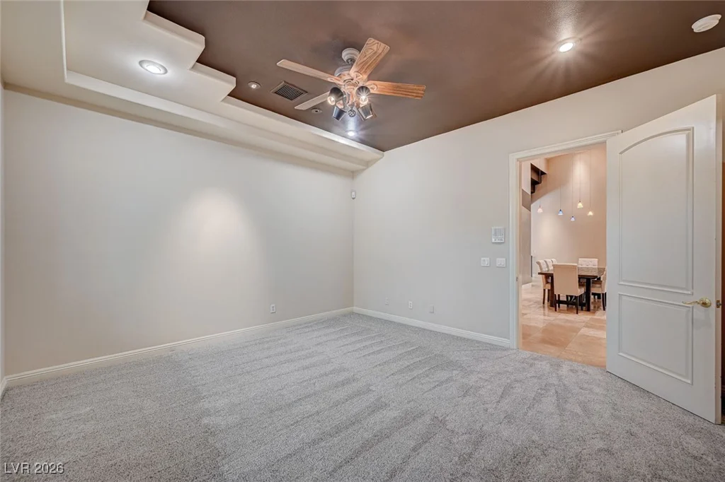 9713 Highridge, Las Vegas, NV 89134