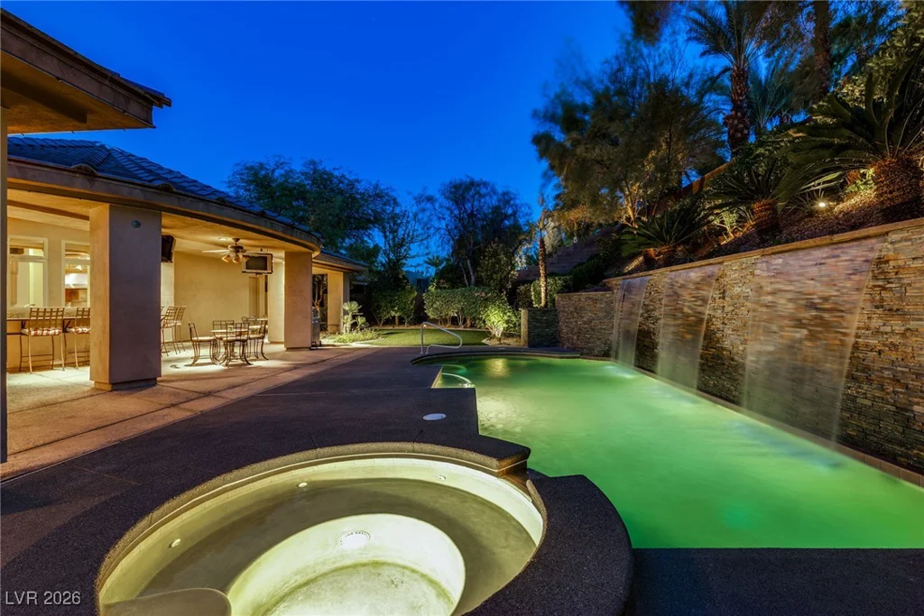 9713 Highridge, Las Vegas, NV 89134