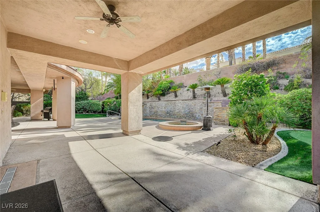9713 Highridge, Las Vegas, NV 89134