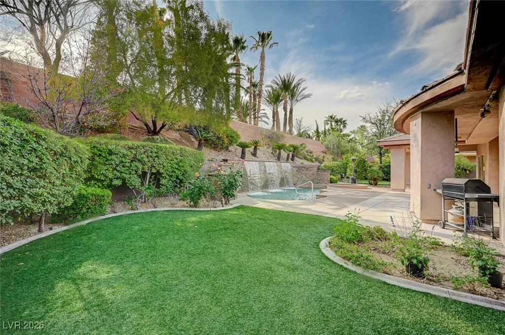 9713 Highridge, Las Vegas, NV 89134