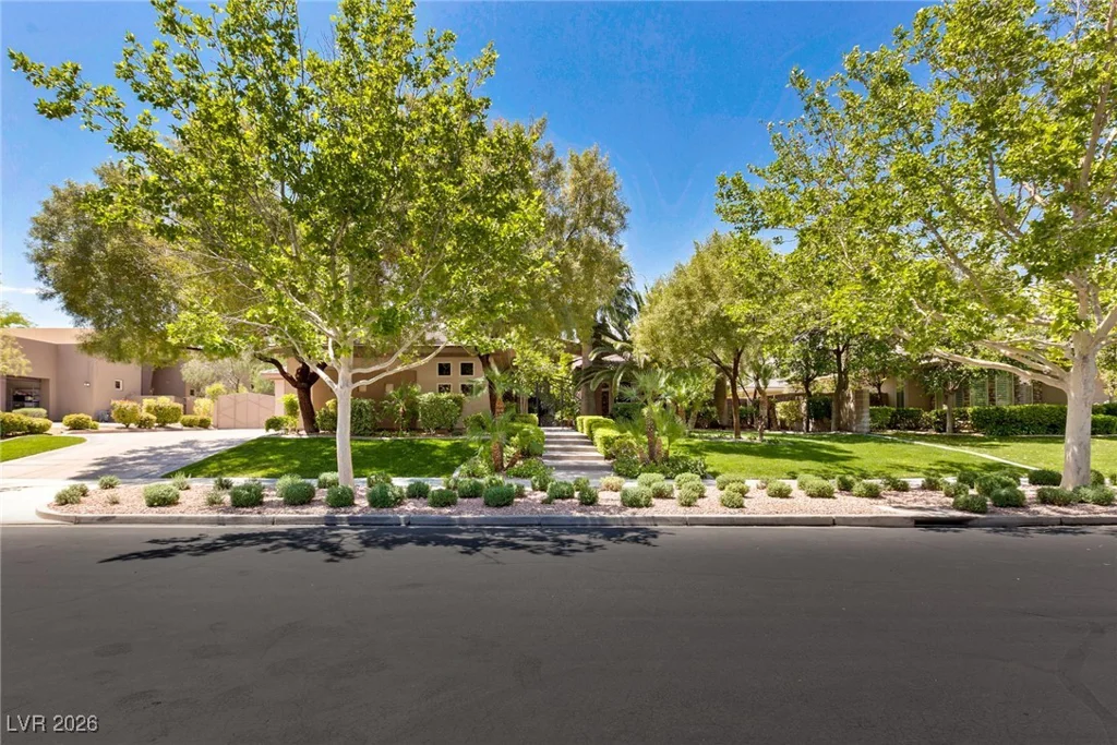 9713 Highridge, Las Vegas, NV 89134