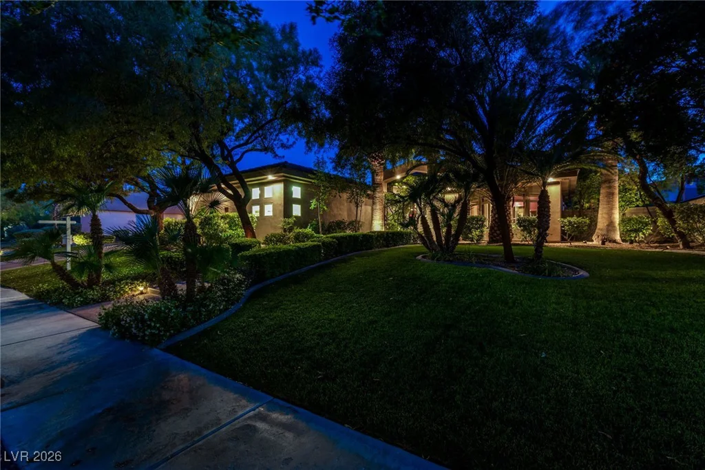 9713 Highridge, Las Vegas, NV 89134