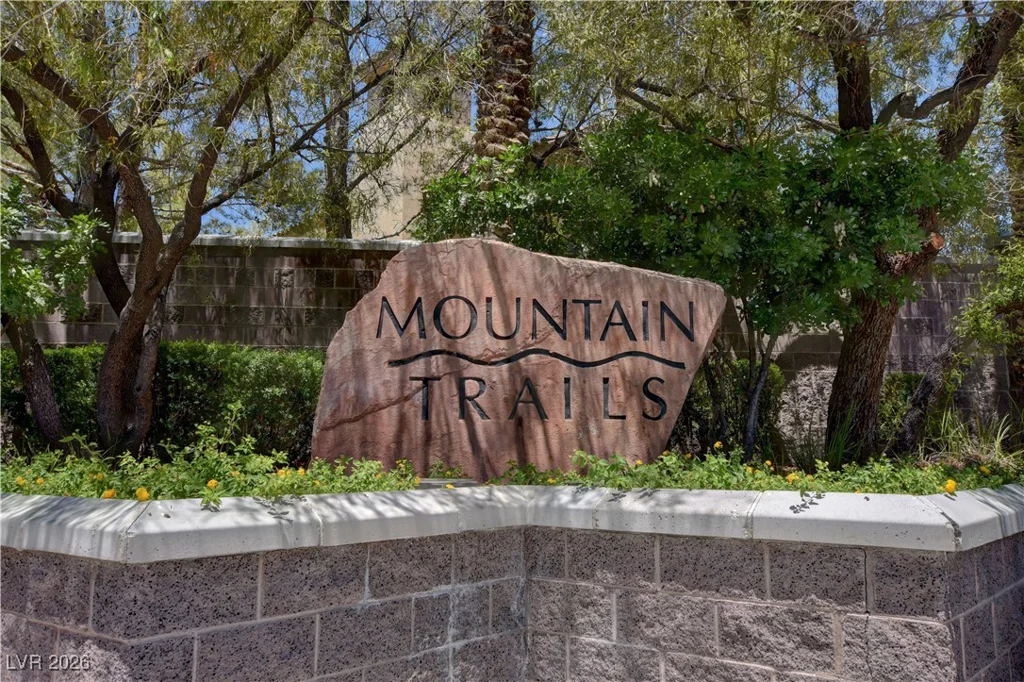 9713 Highridge, Las Vegas, NV 89134