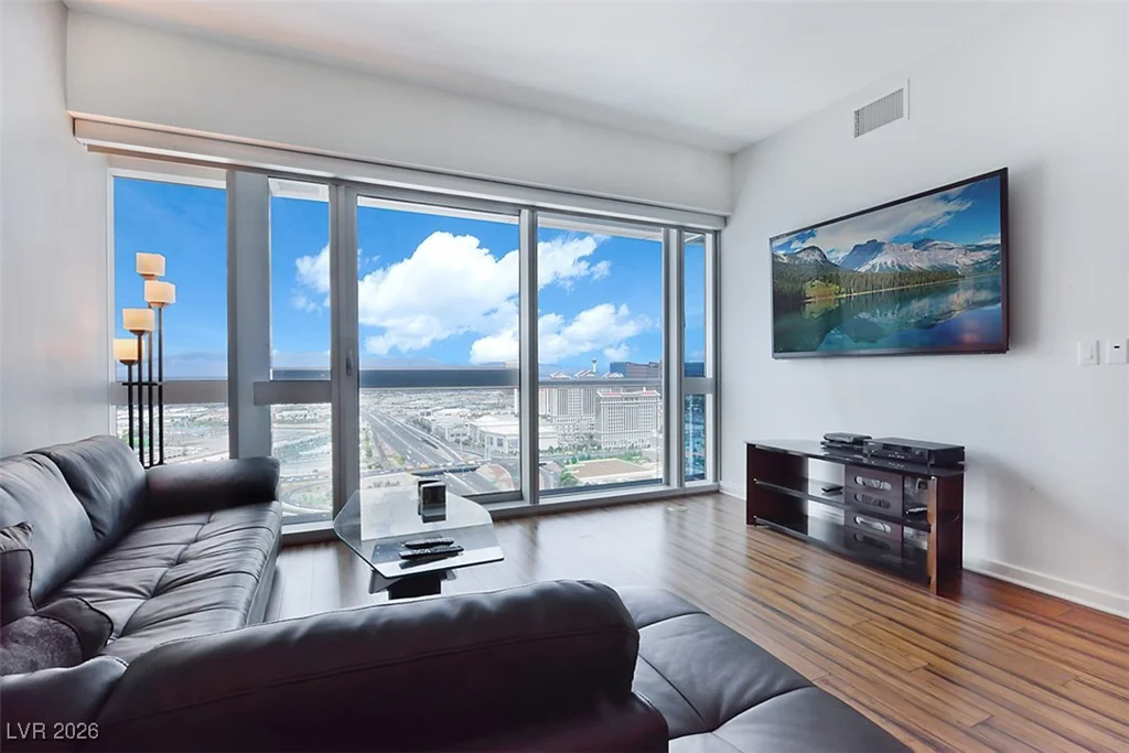 4471 Dean Martin, Las Vegas, NV 89103