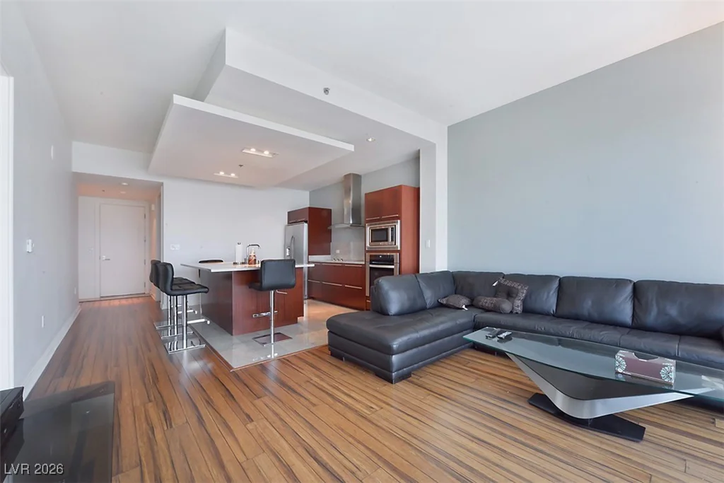 4471 Dean Martin, Las Vegas, NV 89103