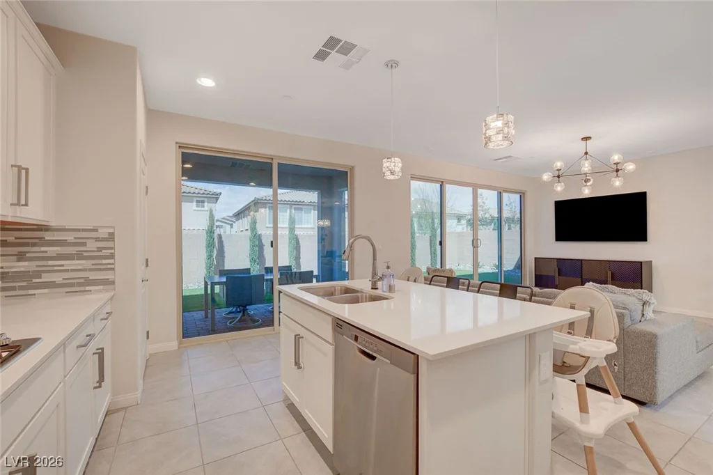 20 Santo Mio, Henderson, NV 89011
