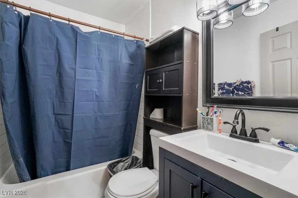 3104 Dillon, North Las Vegas, NV 89030