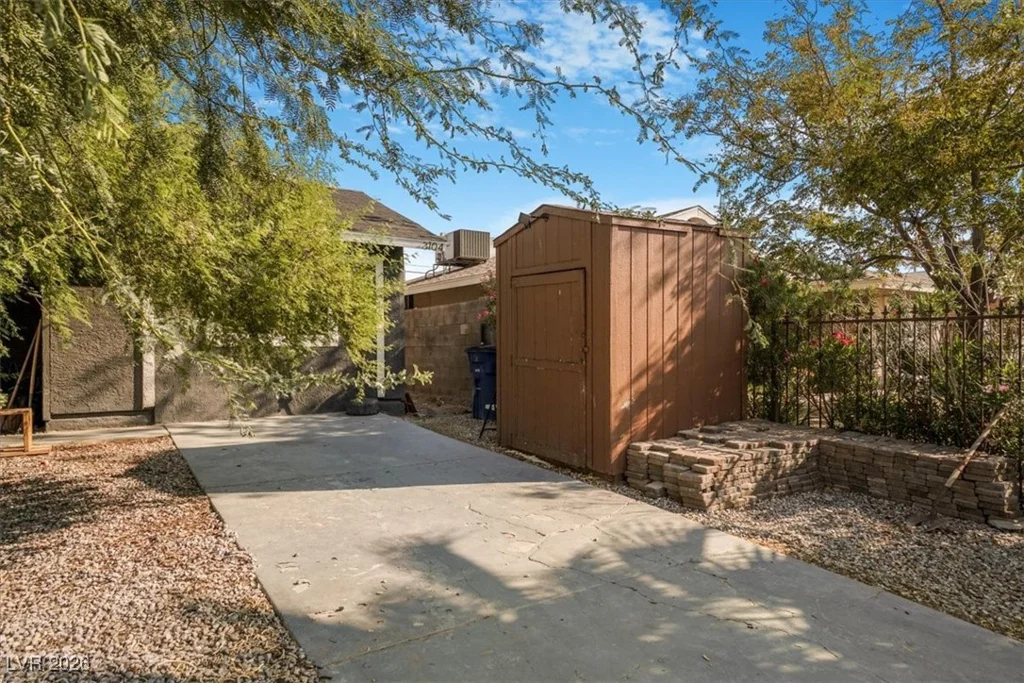 3104 Dillon, North Las Vegas, NV 89030