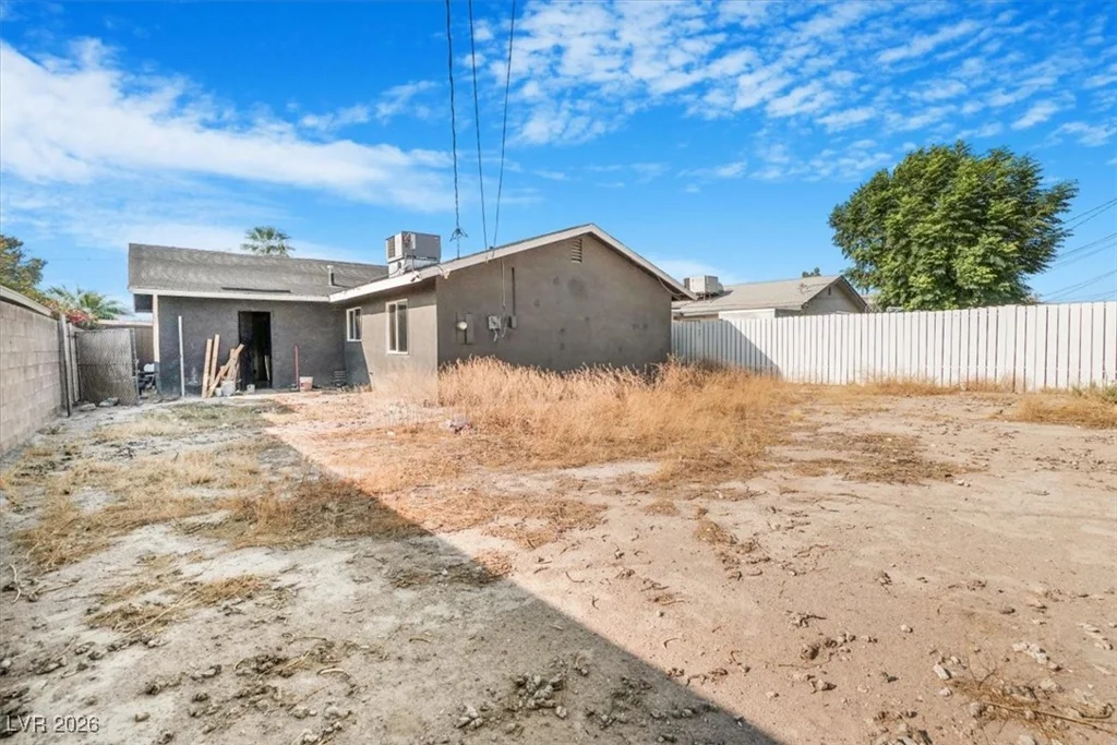3104 Dillon, North Las Vegas, NV 89030
