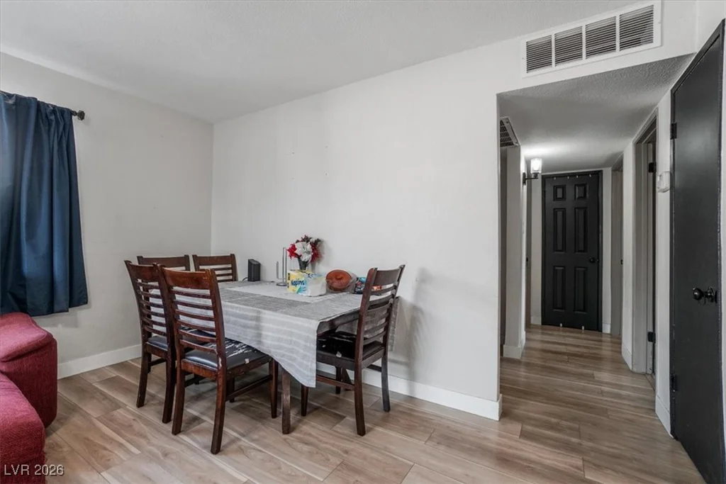 3104 Dillon, North Las Vegas, NV 89030