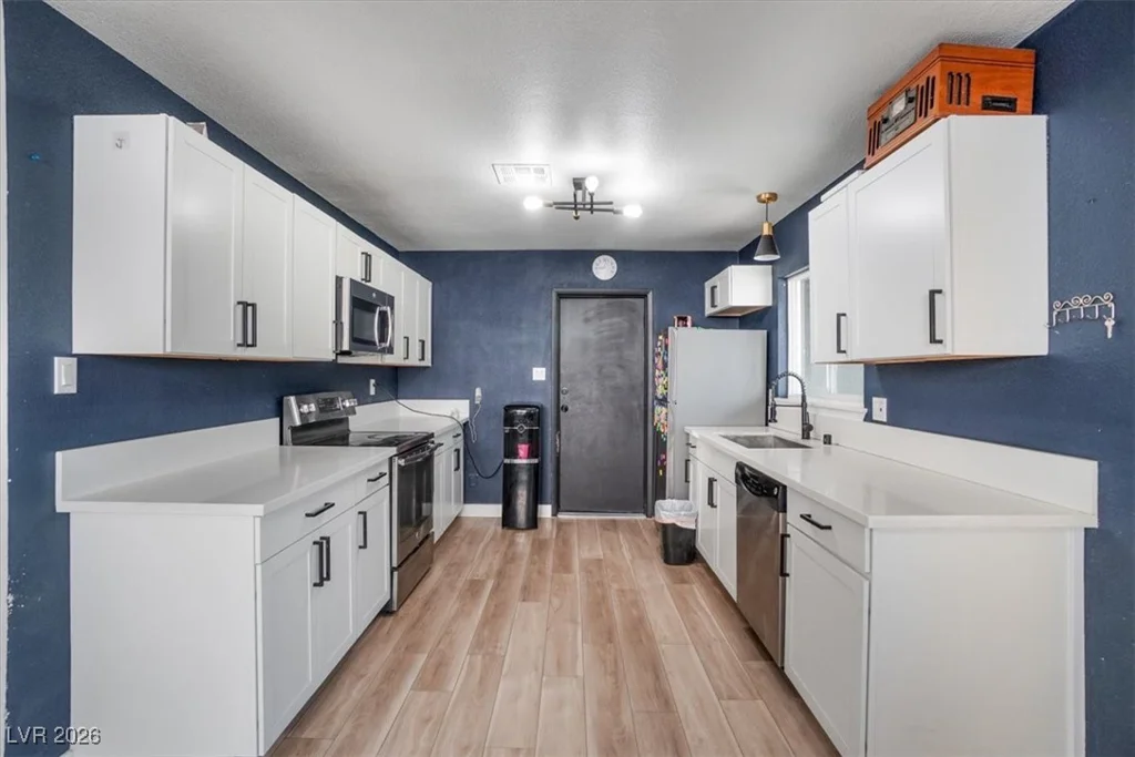 3104 Dillon, North Las Vegas, NV 89030