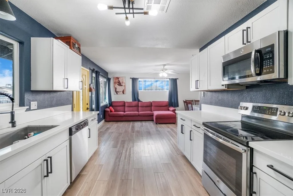 3104 Dillon, North Las Vegas, NV 89030