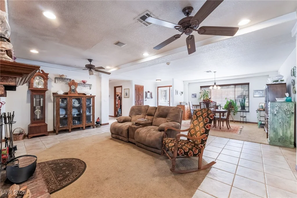 4250 Quail, Las Vegas, NV 89120