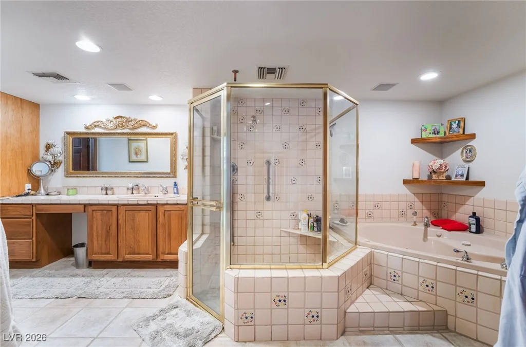 4250 Quail, Las Vegas, NV 89120