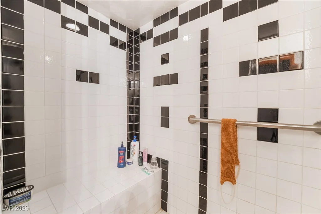 4250 Quail, Las Vegas, NV 89120