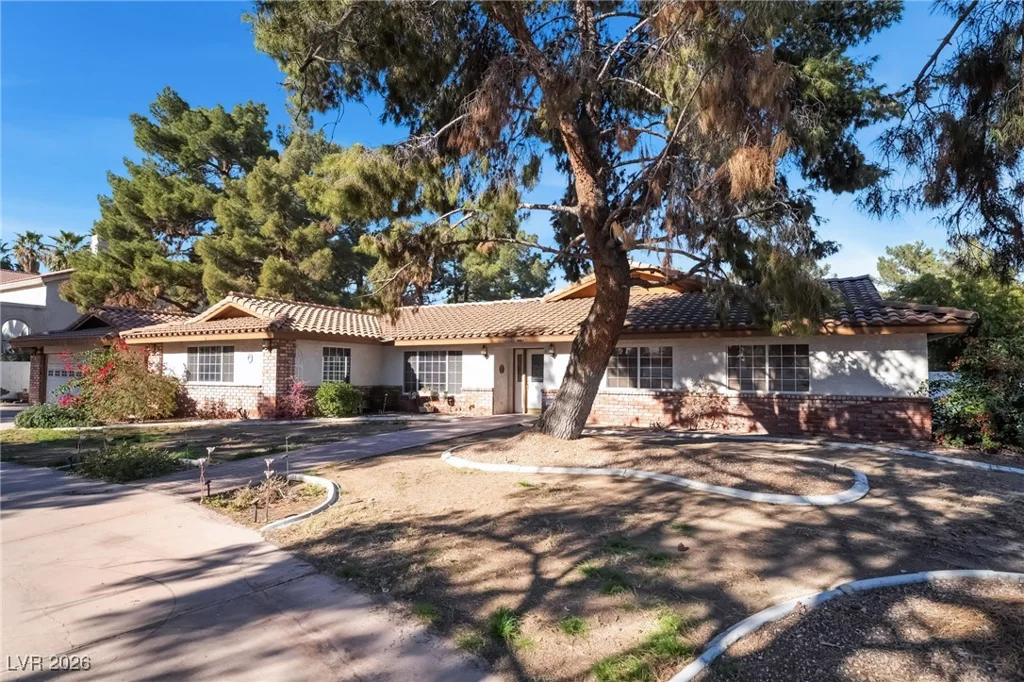 4250 Quail, Las Vegas, NV 89120