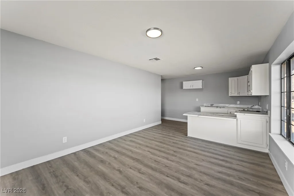1967 Moapa Valley, Logandale, NV 89021