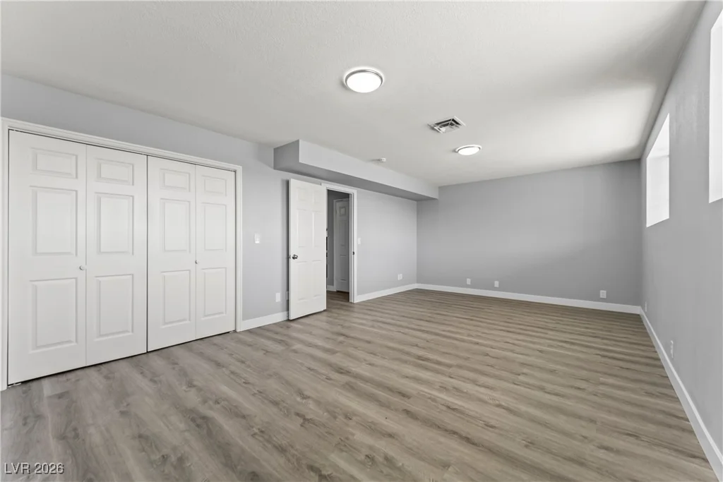 1967 Moapa Valley, Logandale, NV 89021