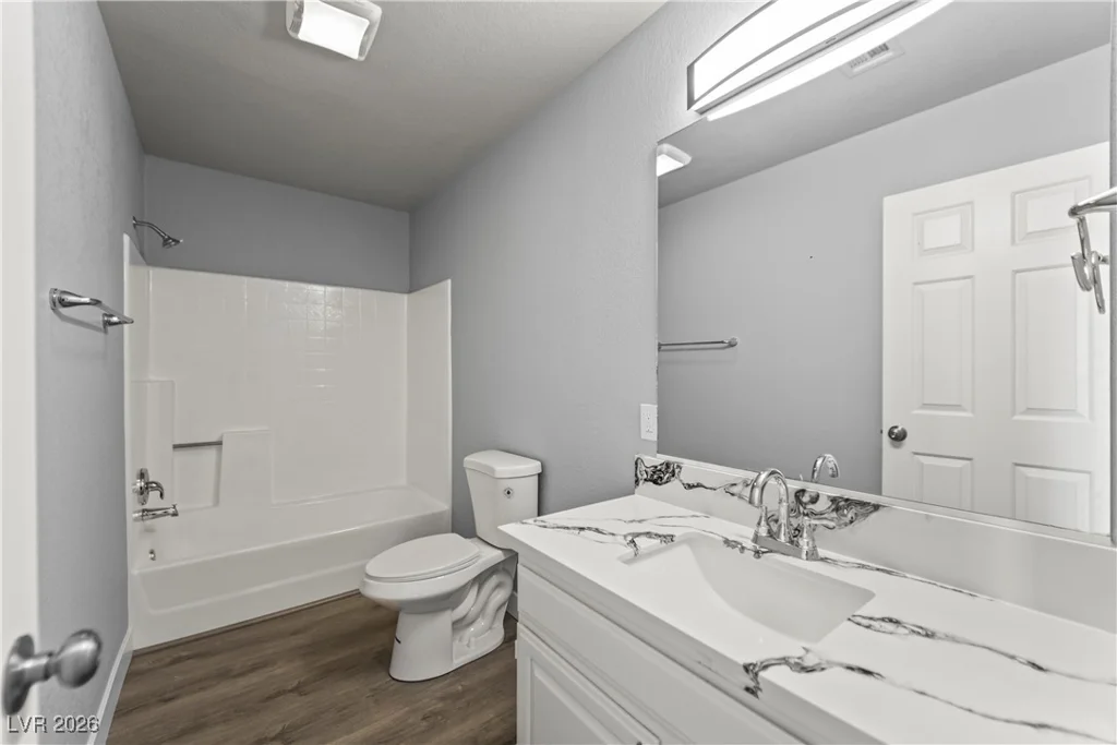 1967 Moapa Valley, Logandale, NV 89021