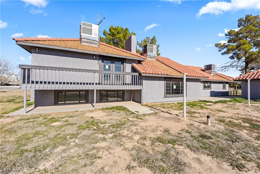 1967 Moapa Valley, Logandale, NV 89021