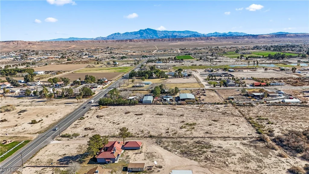 1967 Moapa Valley, Logandale, NV 89021