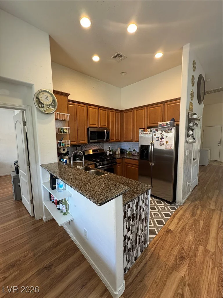 696 Yew Barrow, Henderson, NV 89011