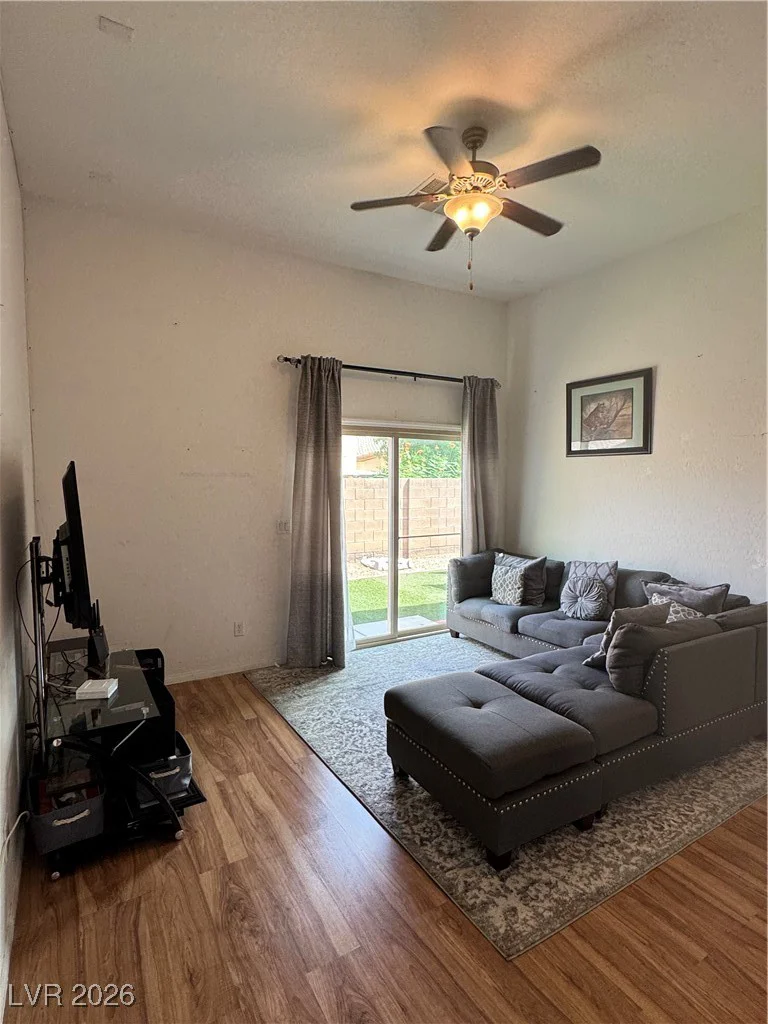 696 Yew Barrow, Henderson, NV 89011