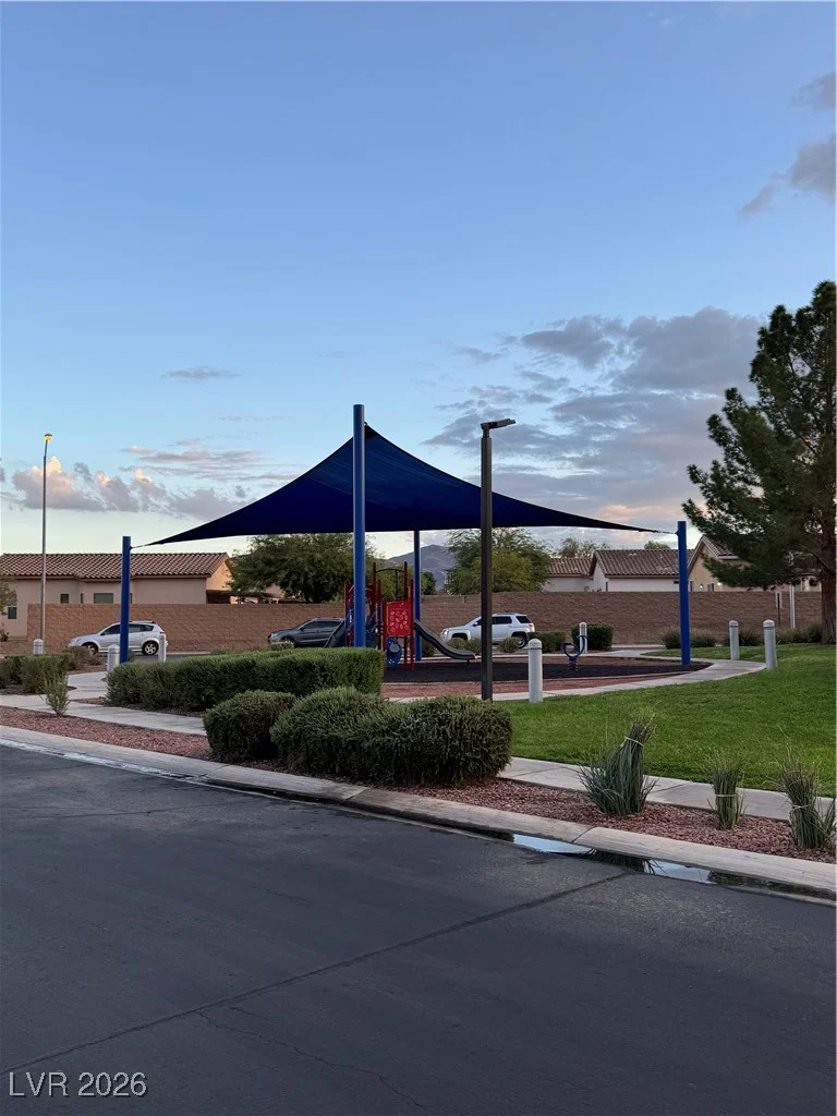 696 Yew Barrow, Henderson, NV 89011