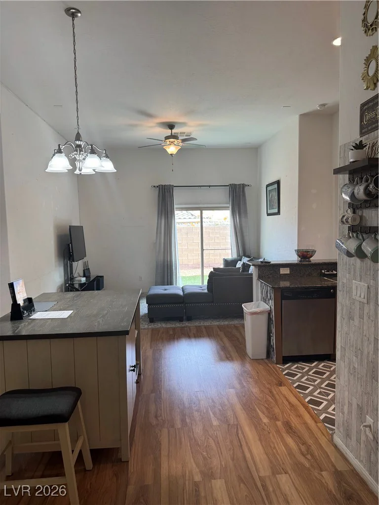 696 Yew Barrow, Henderson, NV 89011