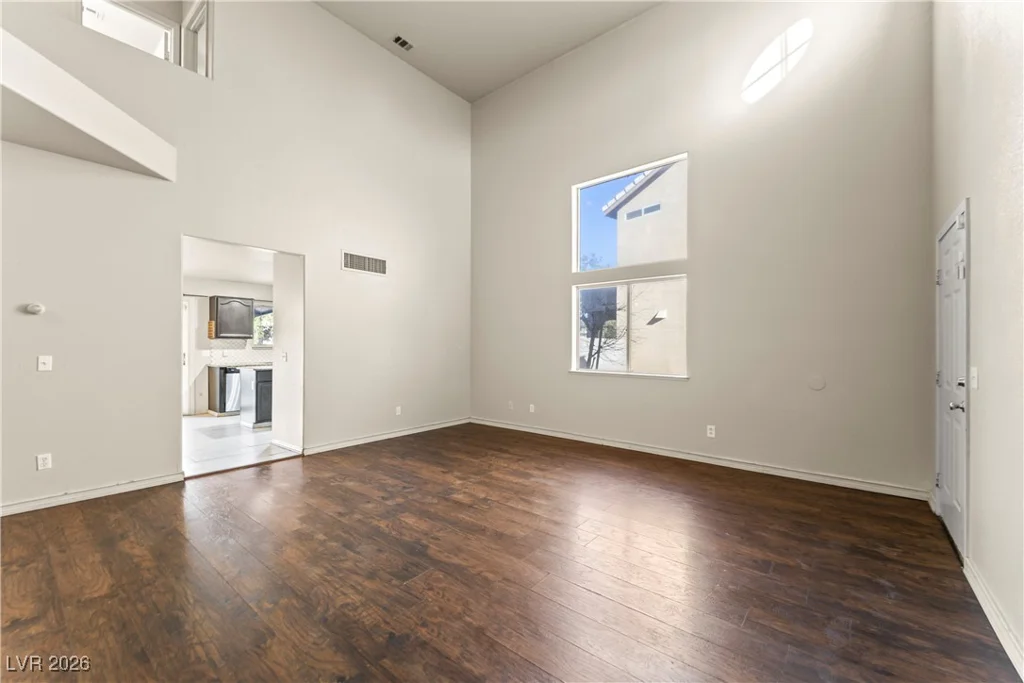 6013 Pebble Grey, Las Vegas, NV 89130