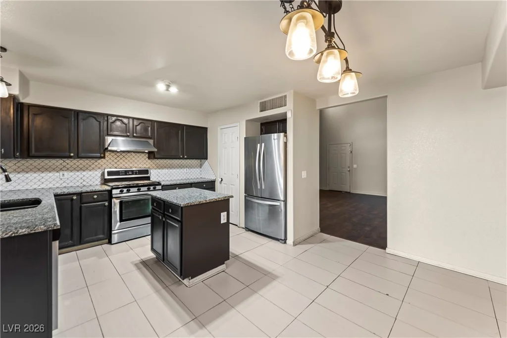 6013 Pebble Grey, Las Vegas, NV 89130