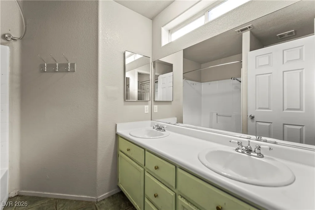 6013 Pebble Grey, Las Vegas, NV 89130