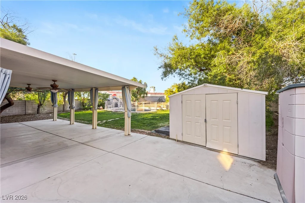6013 Pebble Grey, Las Vegas, NV 89130