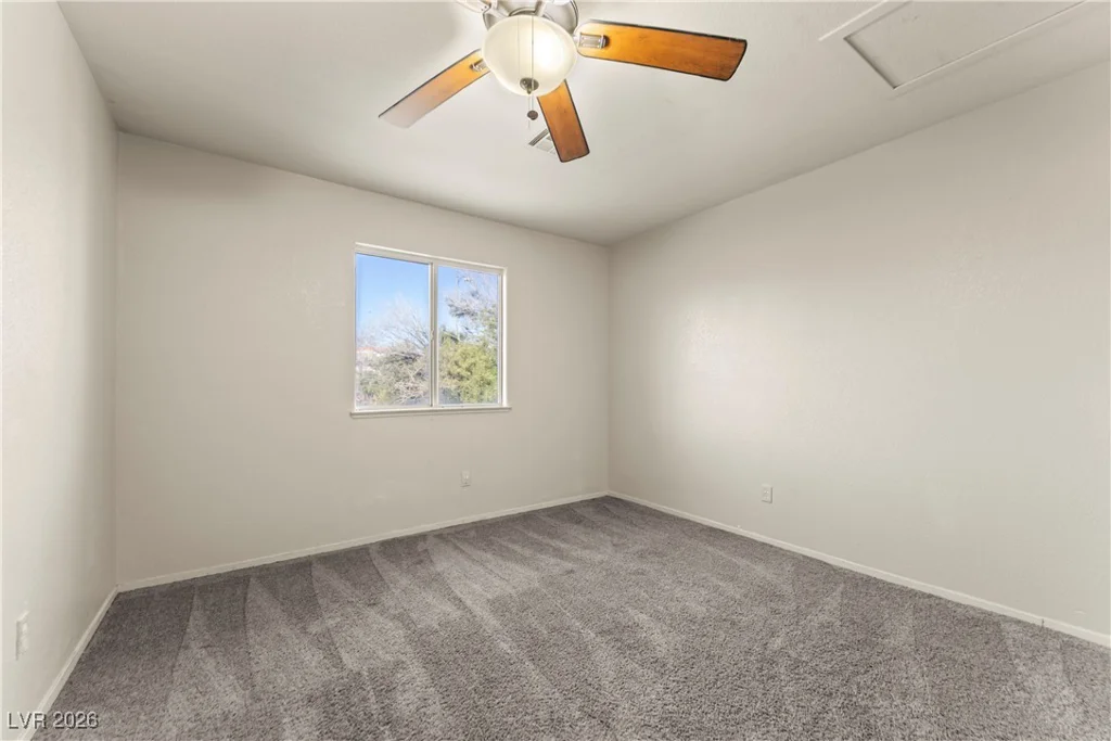6013 Pebble Grey, Las Vegas, NV 89130